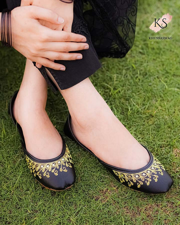 KS-032- Black